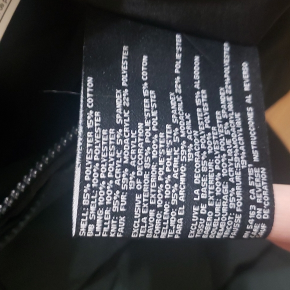 Guess Winter Jacket - Picture 6 of 8